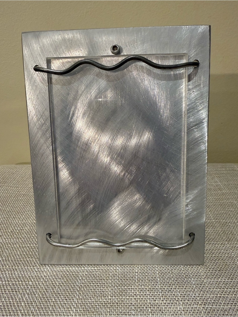 Vtg Wilson Todd Design Industrial Brushed Aluminum & Acrylic Easel Picture Frame